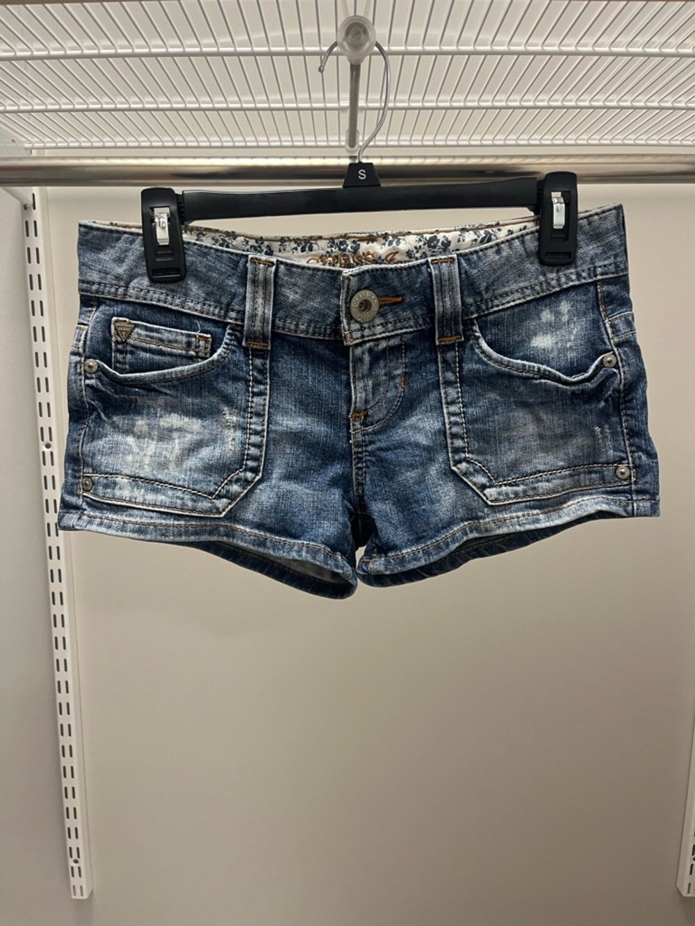 Women's Blue Denim Shorts - Casual Low-Rise Cut